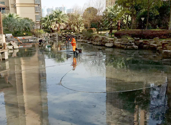 慈利景观池淤泥清理