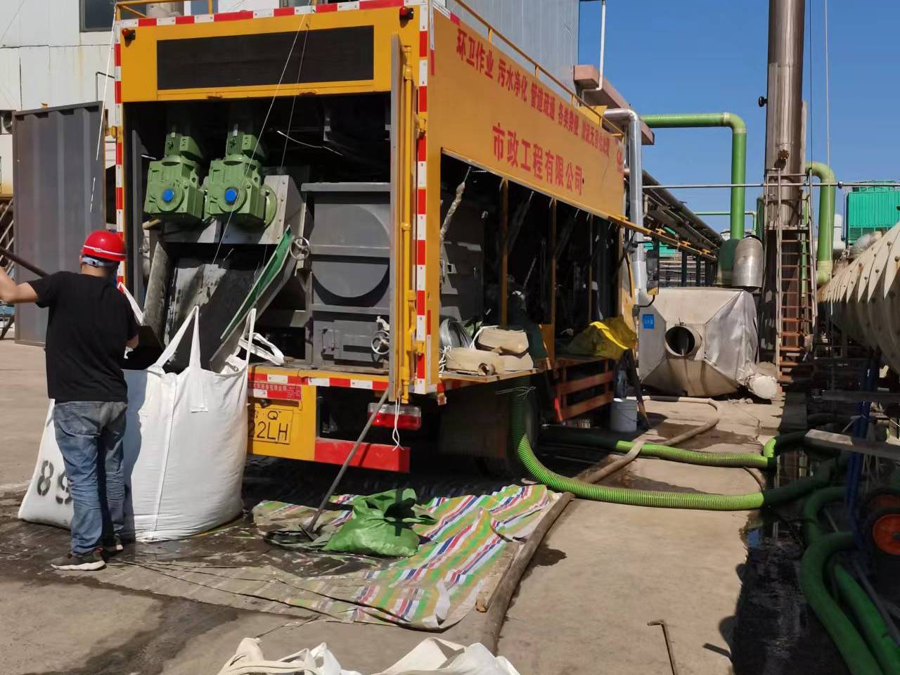 慈利淤泥压干处理